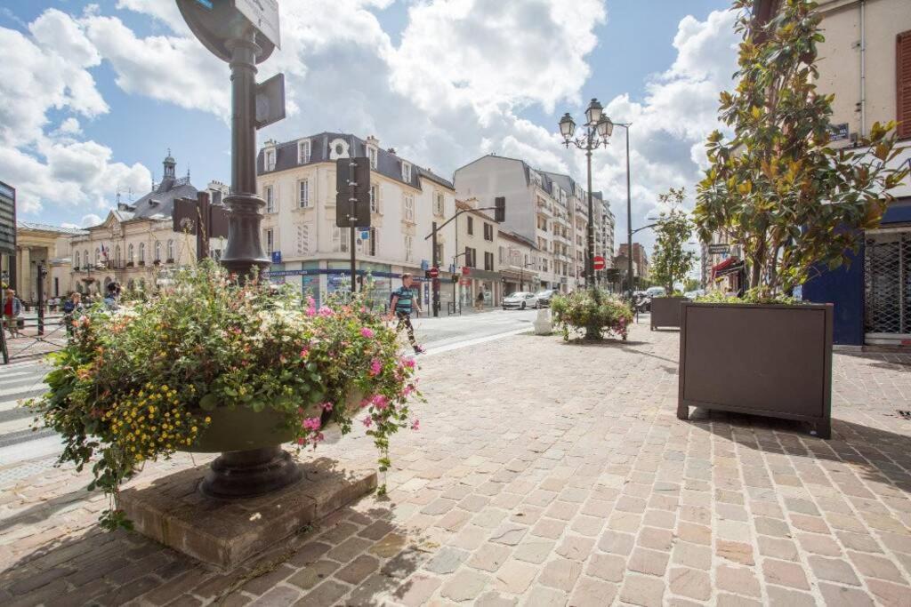 Apartamento Beautiful Located South Of Paris Bourg-la-Reine