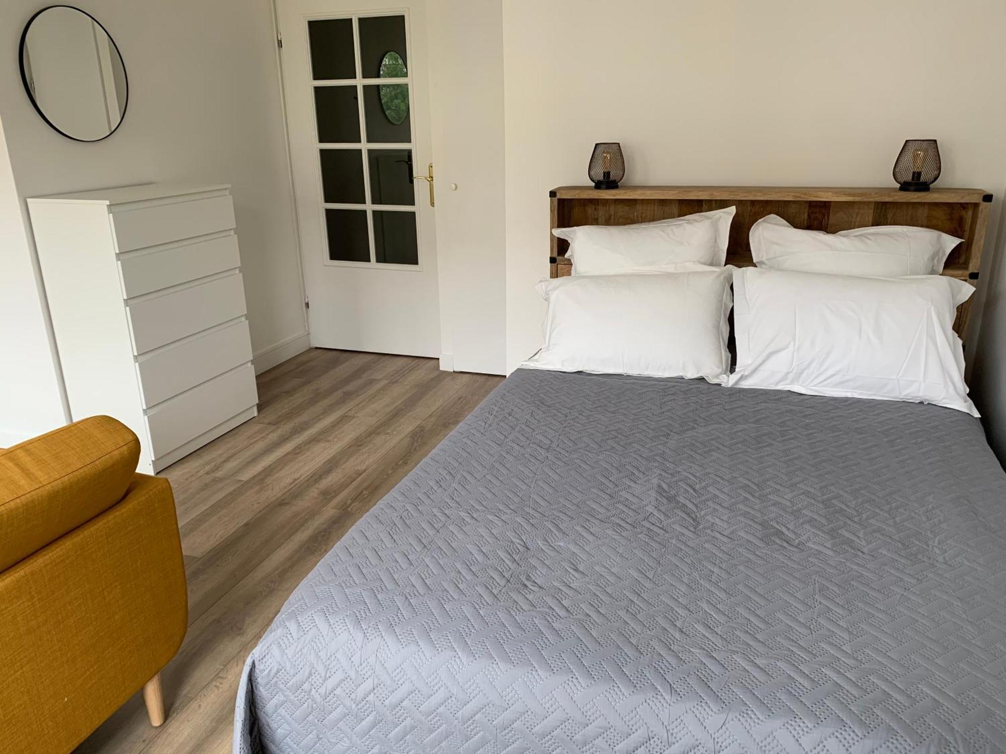 Beautiful Located South Of Paris Apartment Bourg-la-Reine